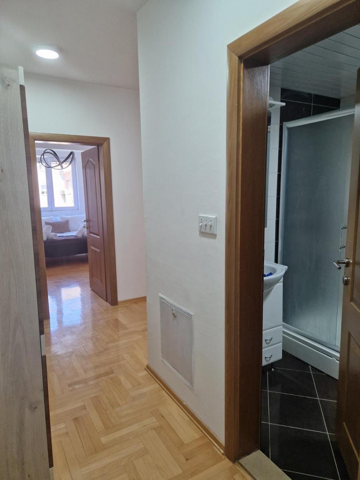 Kamche Lux Apartment Skopje Exteriör bild