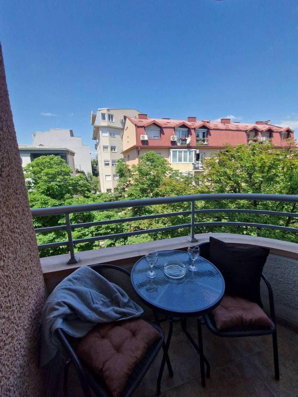 Kamche Lux Apartment Skopje Exteriör bild