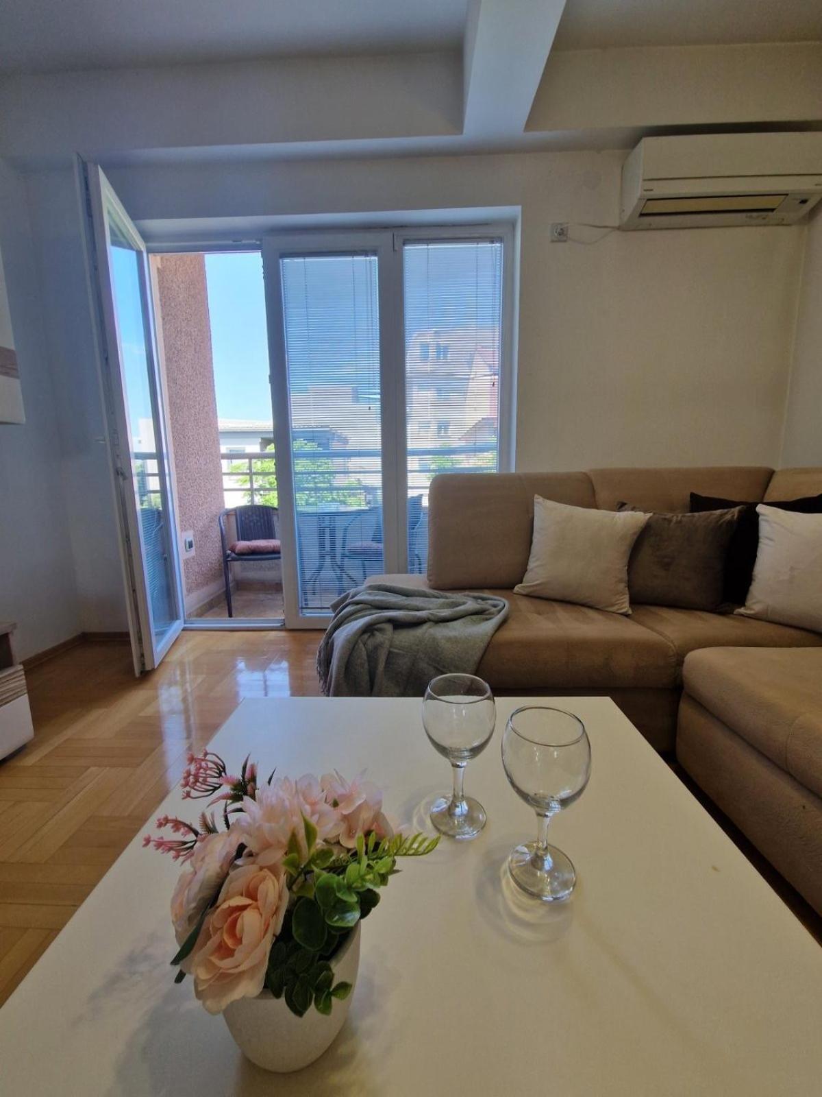 Kamche Lux Apartment Skopje Exteriör bild