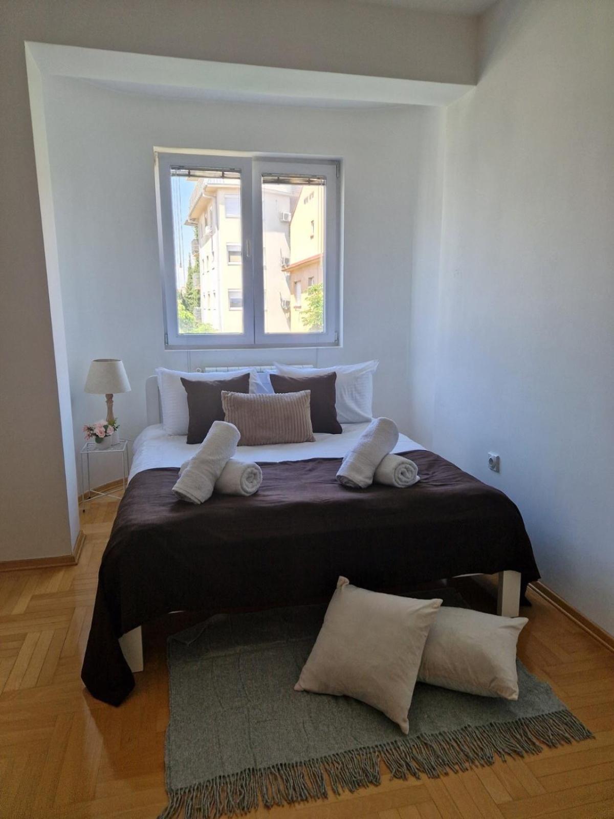 Kamche Lux Apartment Skopje Exteriör bild