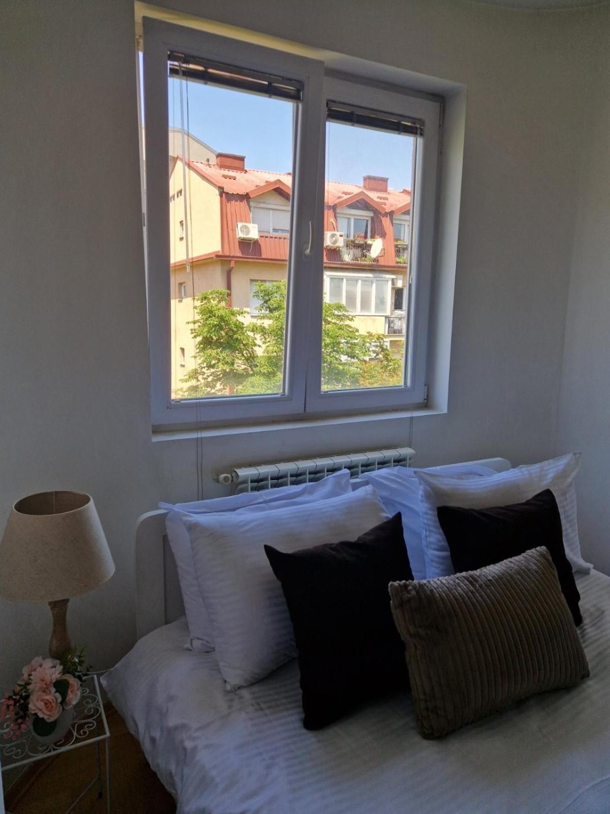 Kamche Lux Apartment Skopje Exteriör bild