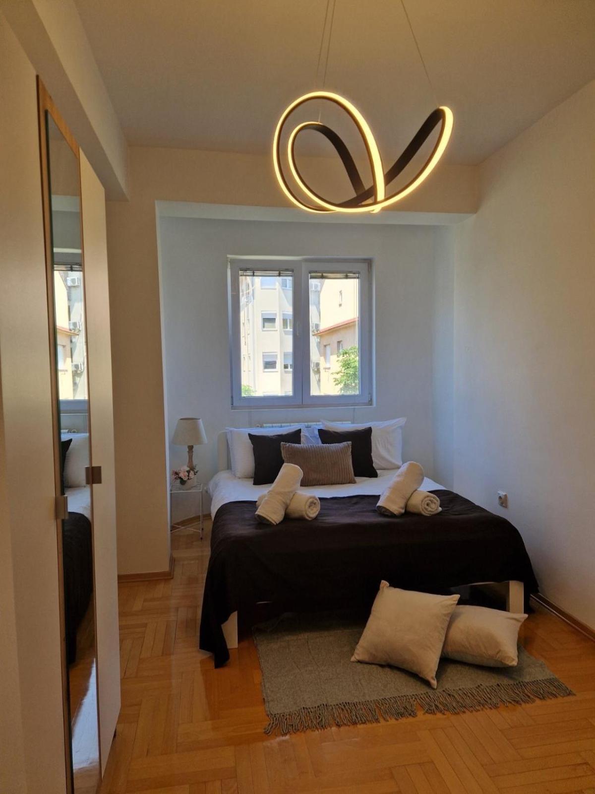 Kamche Lux Apartment Skopje Exteriör bild