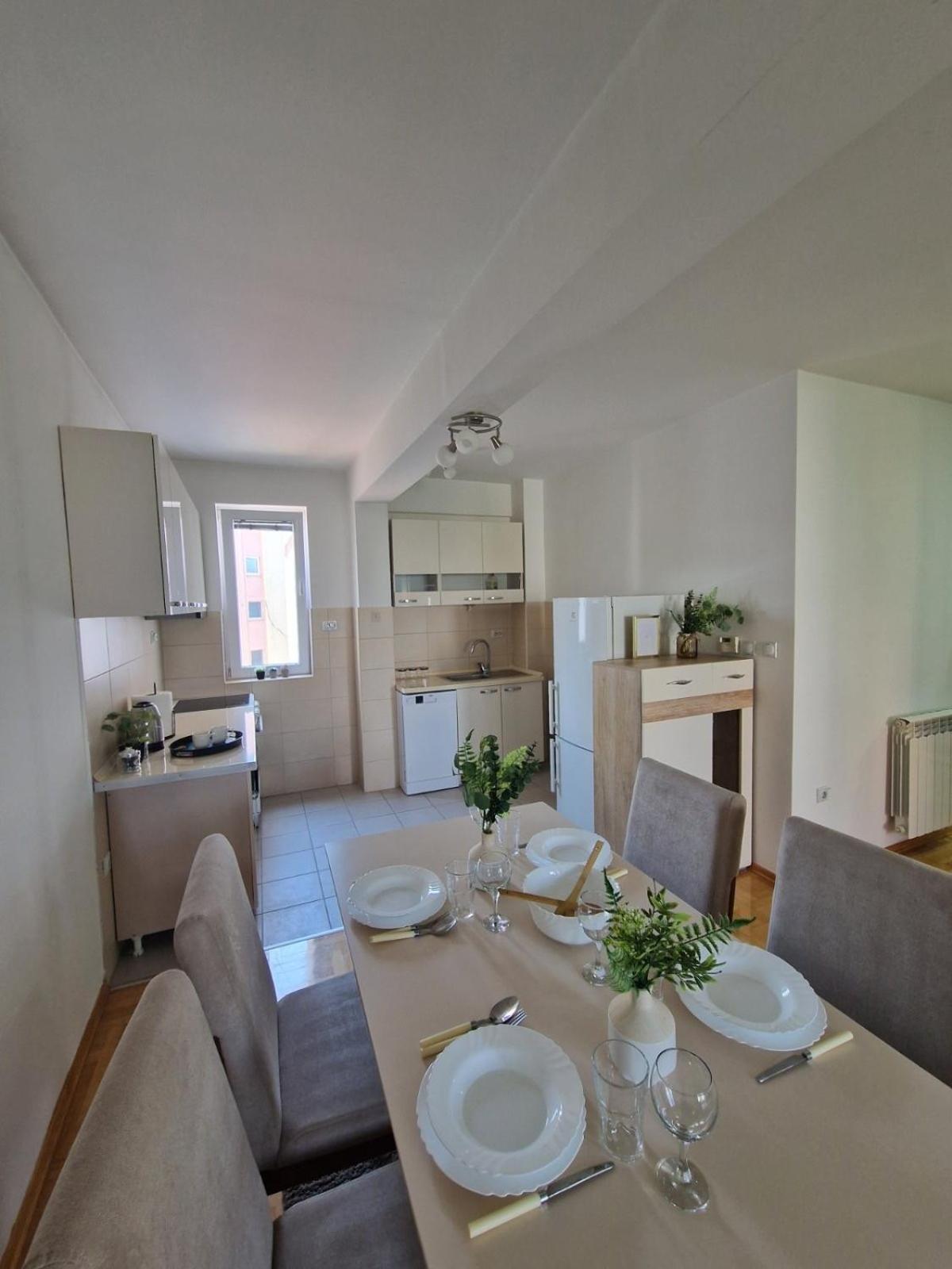 Kamche Lux Apartment Skopje Exteriör bild