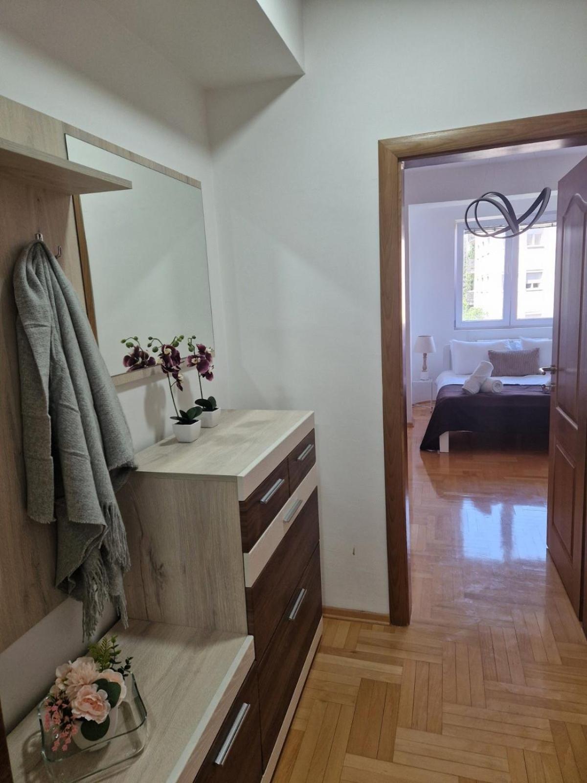 Kamche Lux Apartment Skopje Exteriör bild